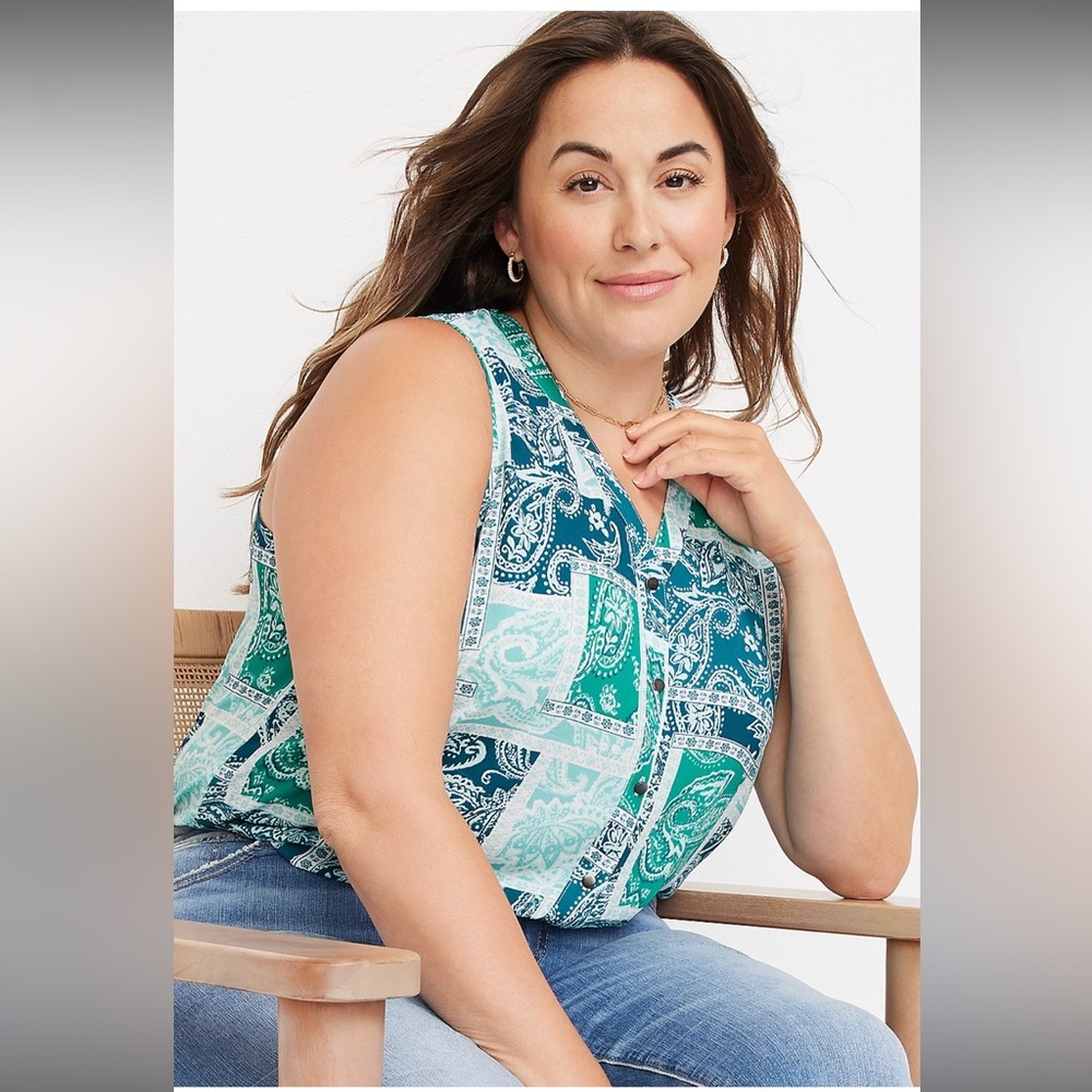 Madison Paisley Button Down Tank Top